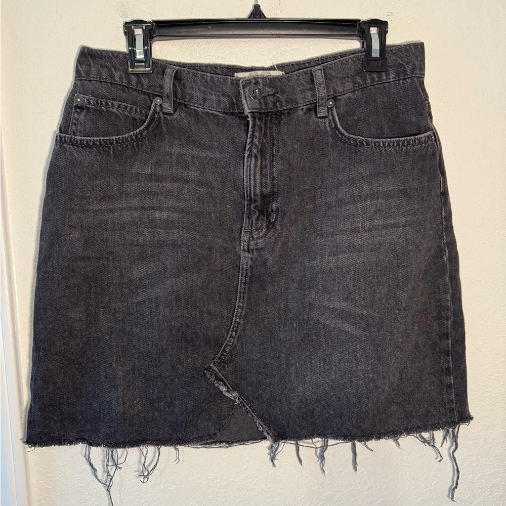 Free People We The Free Black Distressed Denim Mini Skirt Womens Size 29